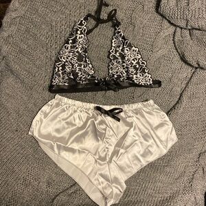 M/L Lingerie two piece